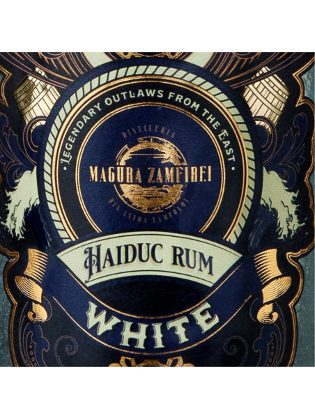 Haiduc Rum White 0.7L – Rom Artizanal Premium Magura Zamfirei