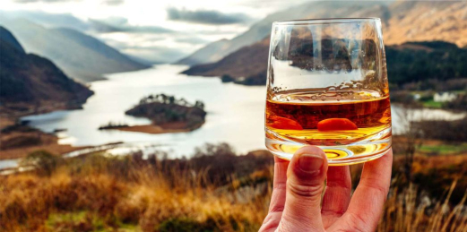 Ghid whisky – de la The Glenlivet și Scapa la Chivas, Fuji și The Deacon: cum alegi stilul potrivit